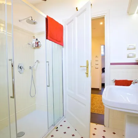 Luxurious In Piedmont With Jaccuzi Vila *